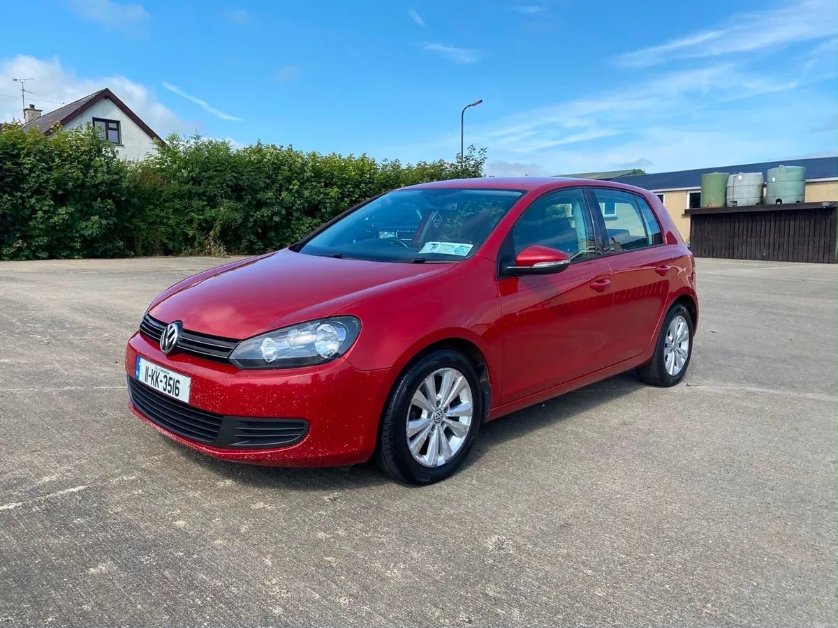 Volkswagen Golf 2011 - Image 1