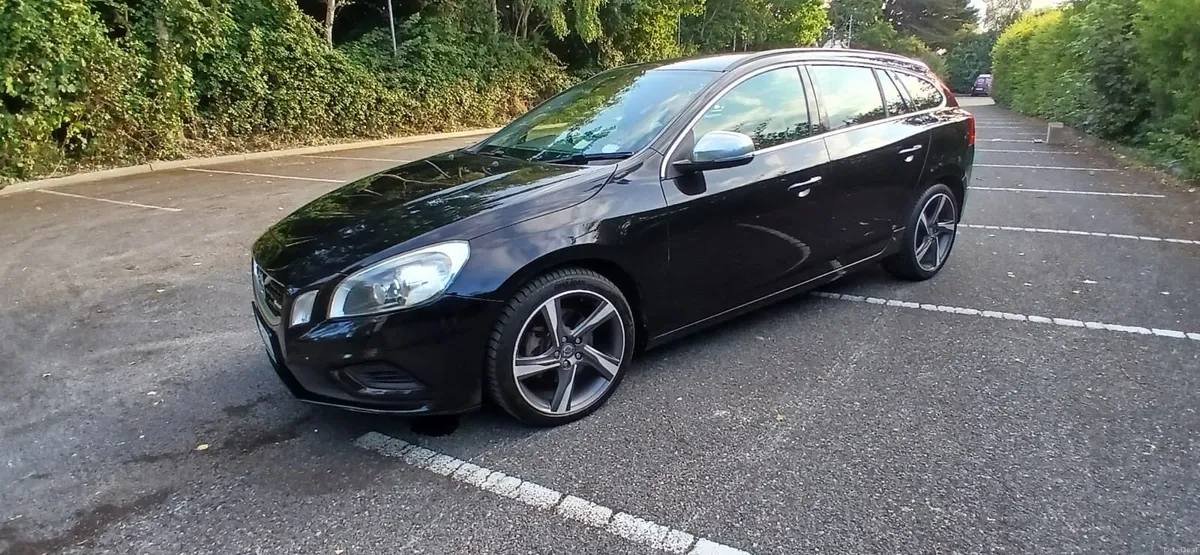 2011 Volvo V60 R-Design 2.0D Manual – Fresh NCT - Image 4