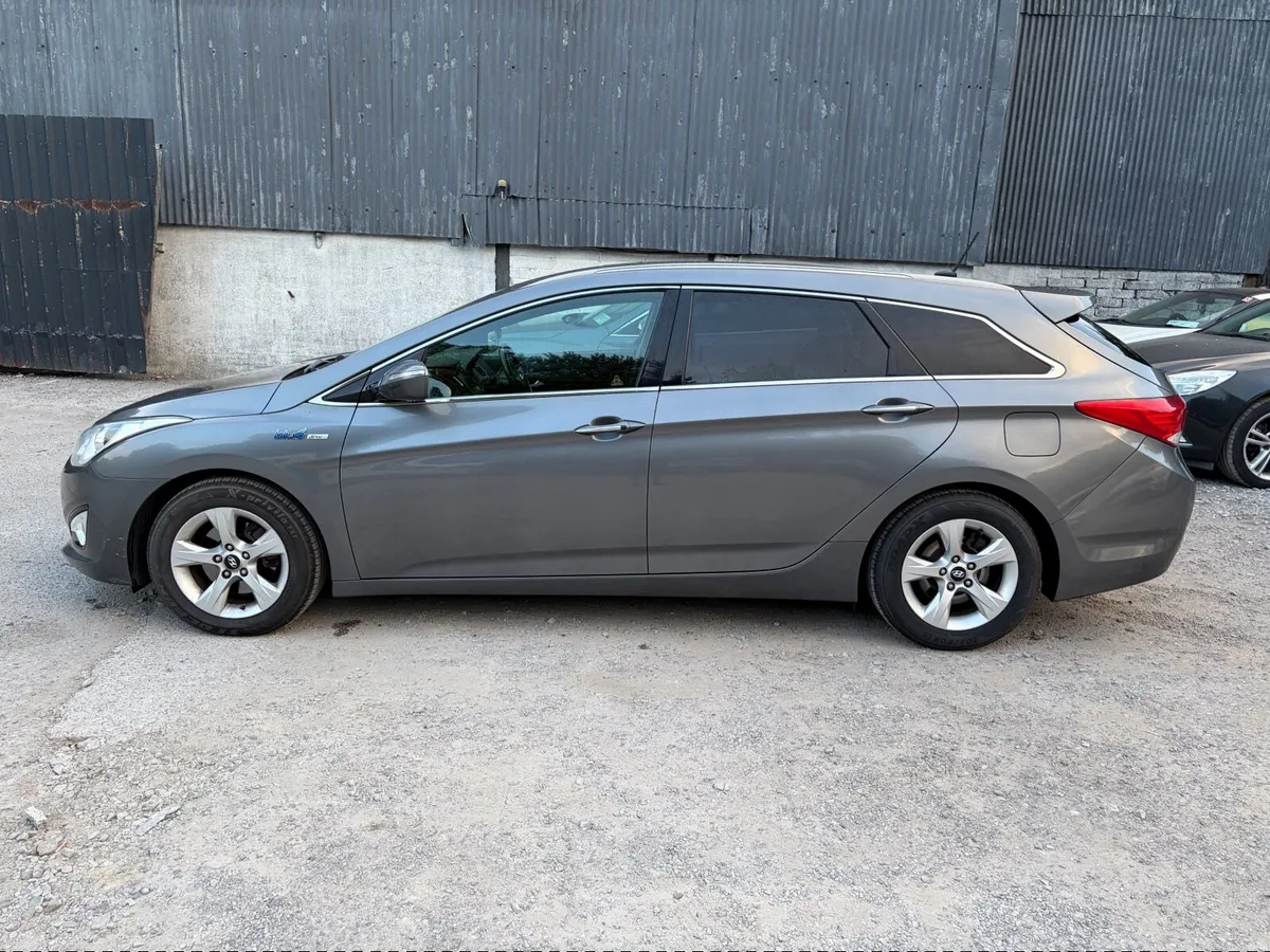 Hyundai i40 2011 - Image 4
