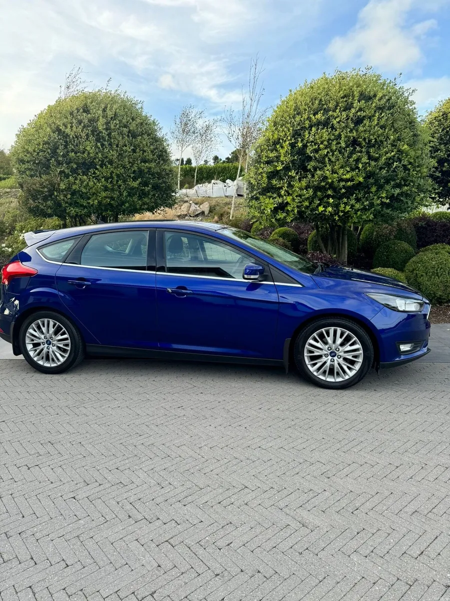 Ford Focus - Image 4