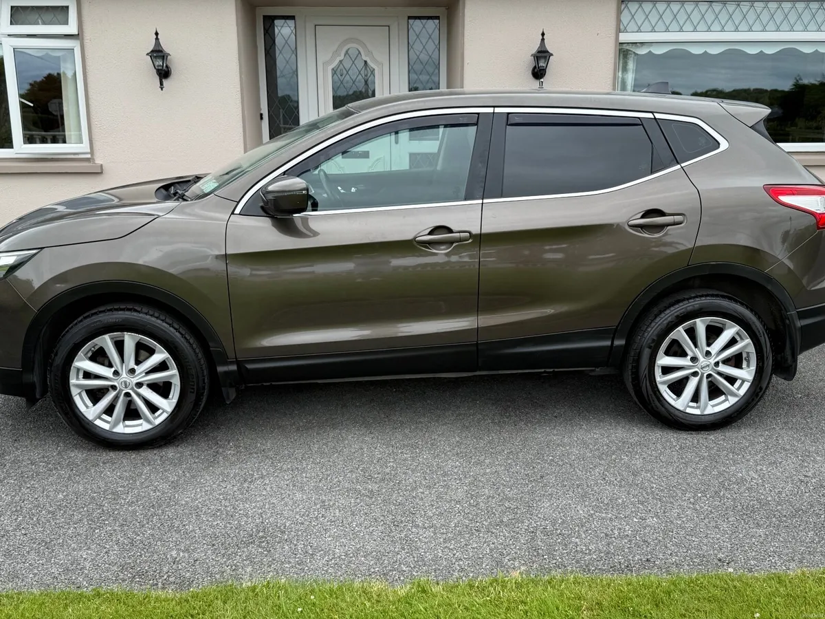 Nissan Qashqai 2015 - Image 3