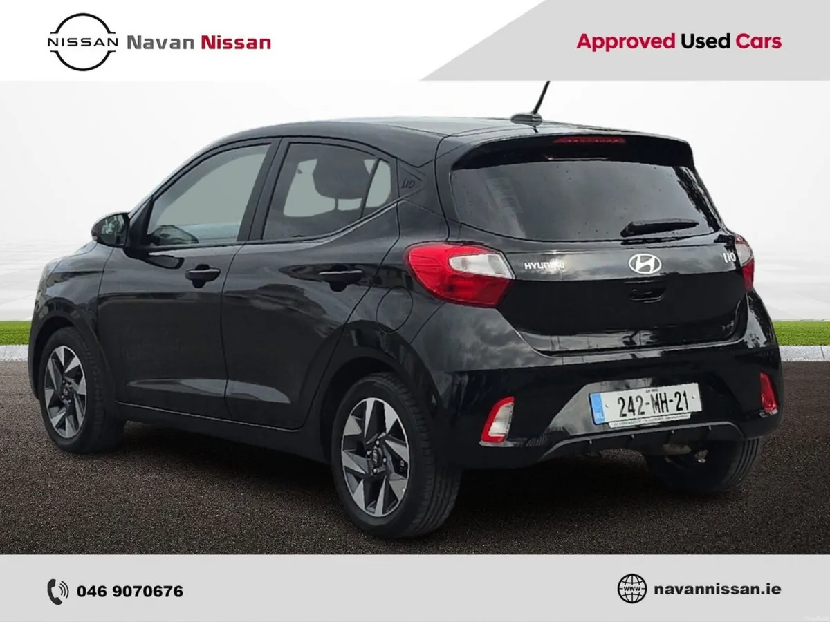 Hyundai i10 Deluxe Plus Auto - Image 6
