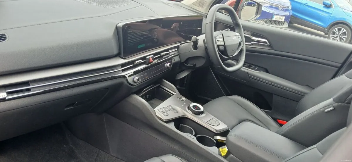 Kia Sportage K3 HEV **REAR VIEW CAMERA, SAT NAV, H - Image 3