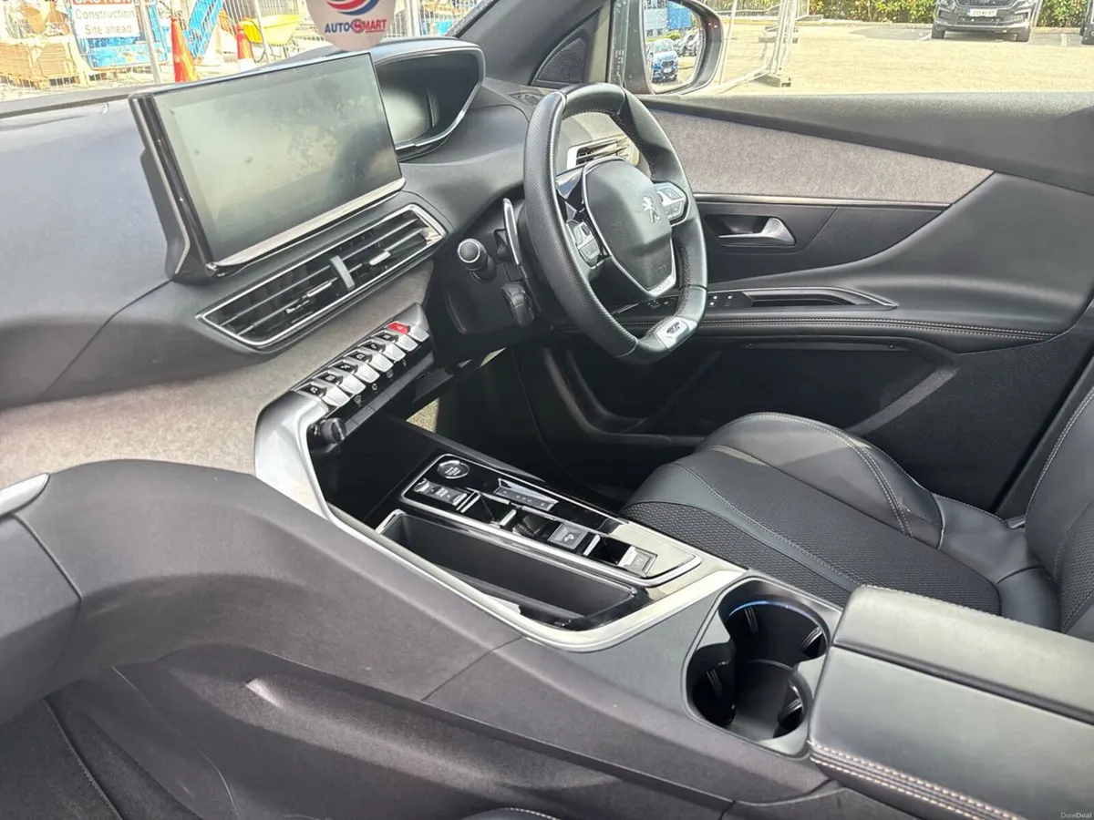 Peugeot 3008 1.5 BlueHDi 130bhp Auto 6.4 GT - Image 3