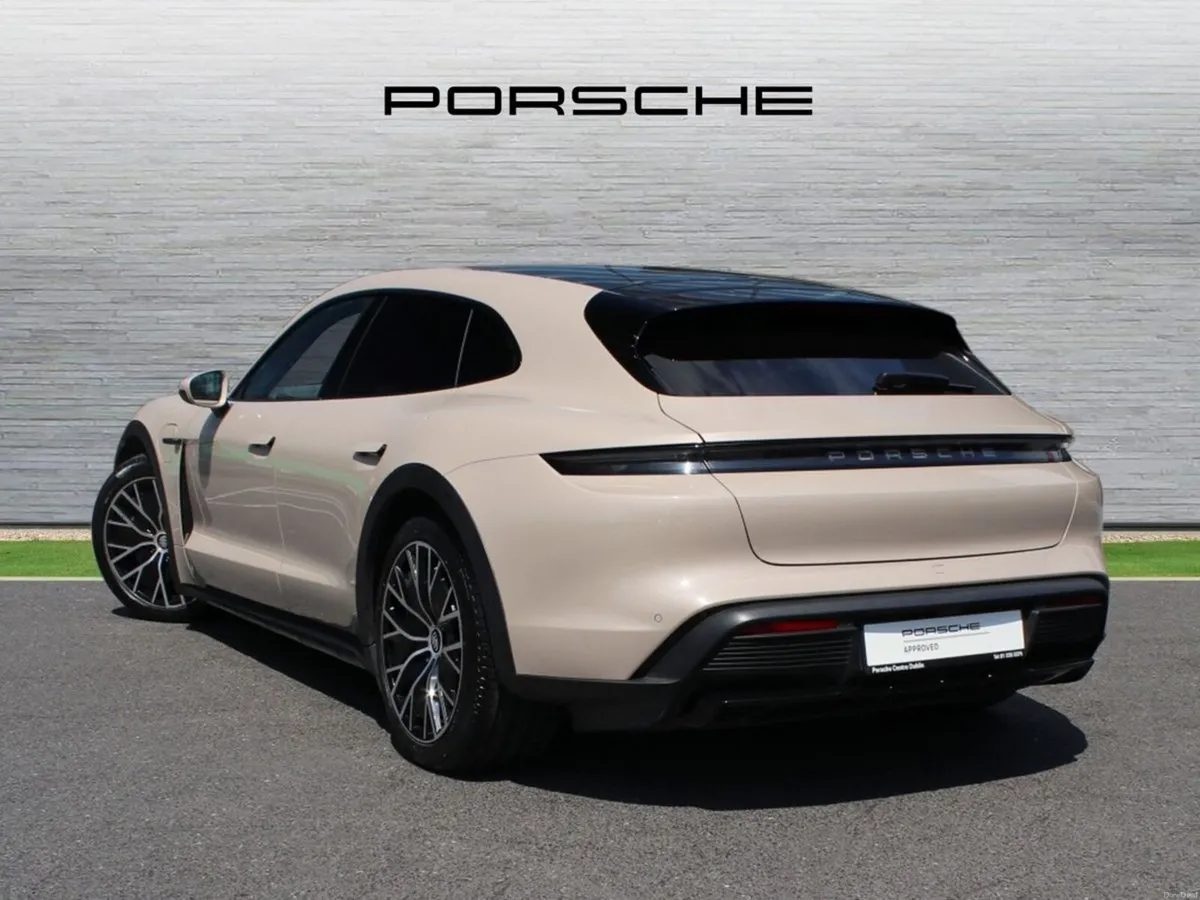 Porsche Taycan 4S Cross Turismo - Image 2