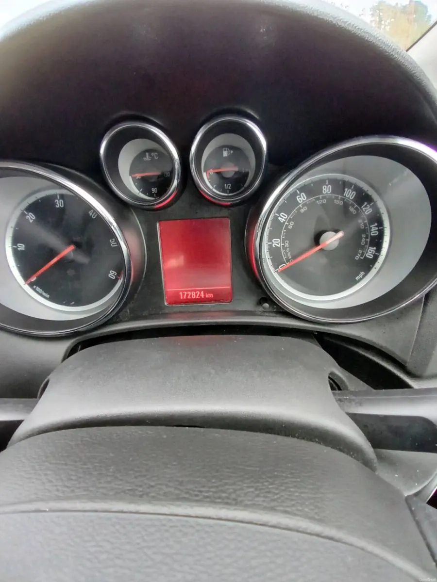 2013 Vauxhall Astra 1.7cdti-SRI...107000 miles. - Image 5