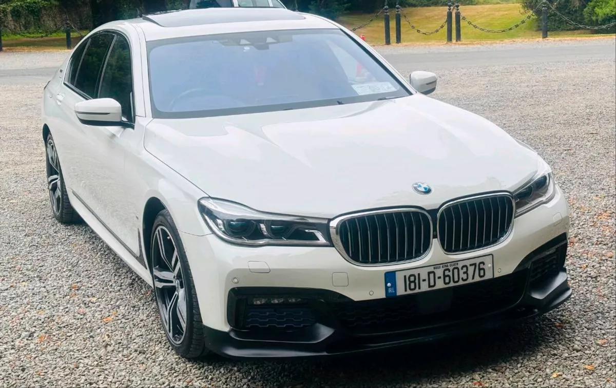 Bmw 740i 2018 - Image 2