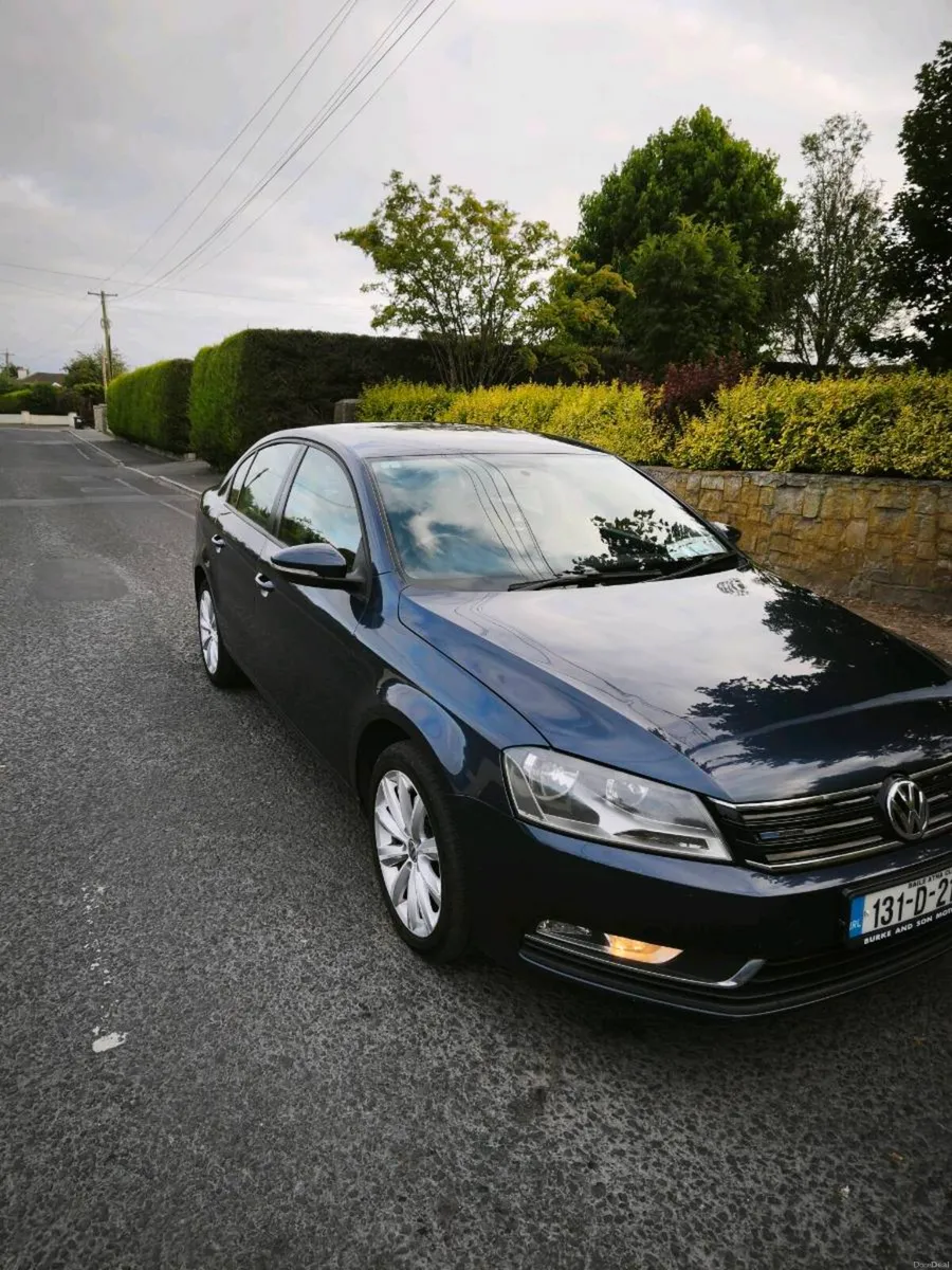 Car - Image 5