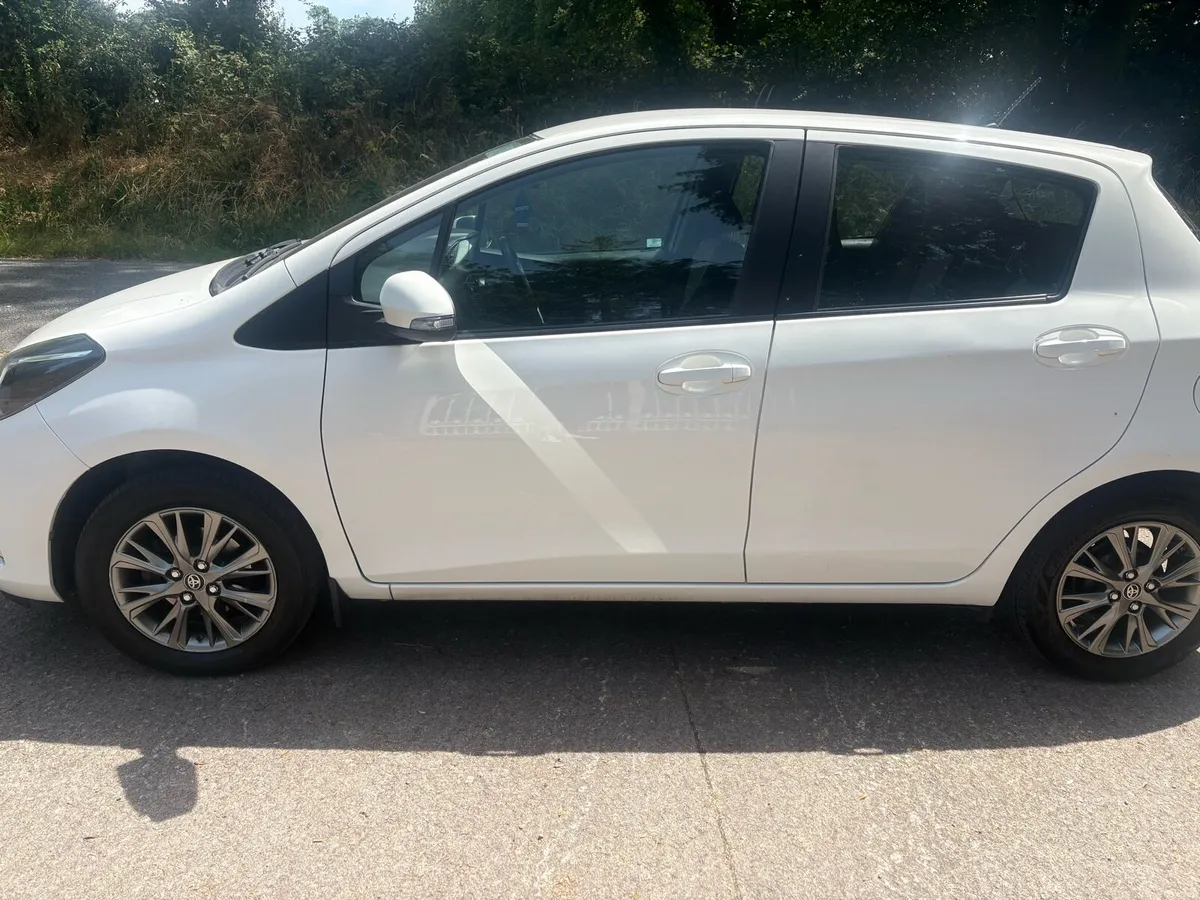 TOYOTA YARIS 1.0 ltr PETROL - Image 3