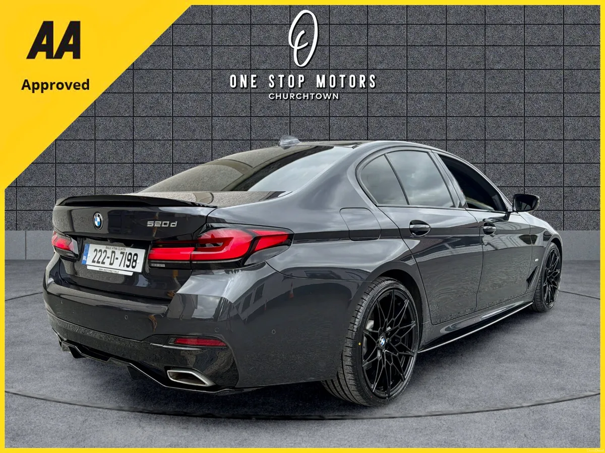 222 BMW 520d G30 LCI MSPORT (MILD HYBRID) CARBON B - Image 4