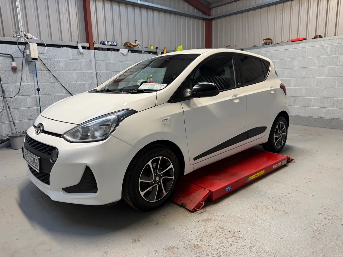 2018 HYUNDAI i10        NEW NCT 2028 ! - Image 4