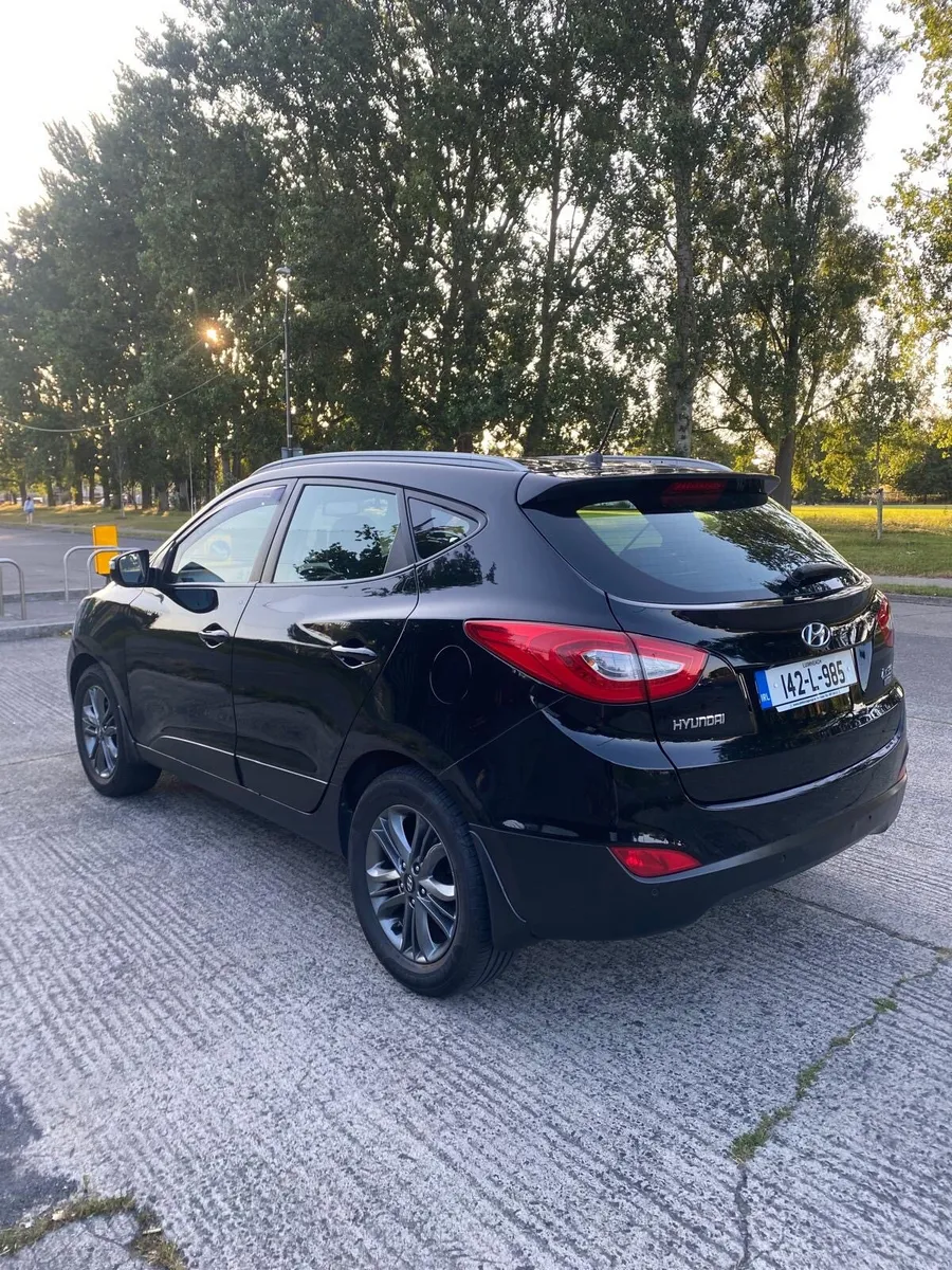 Car - Image 6