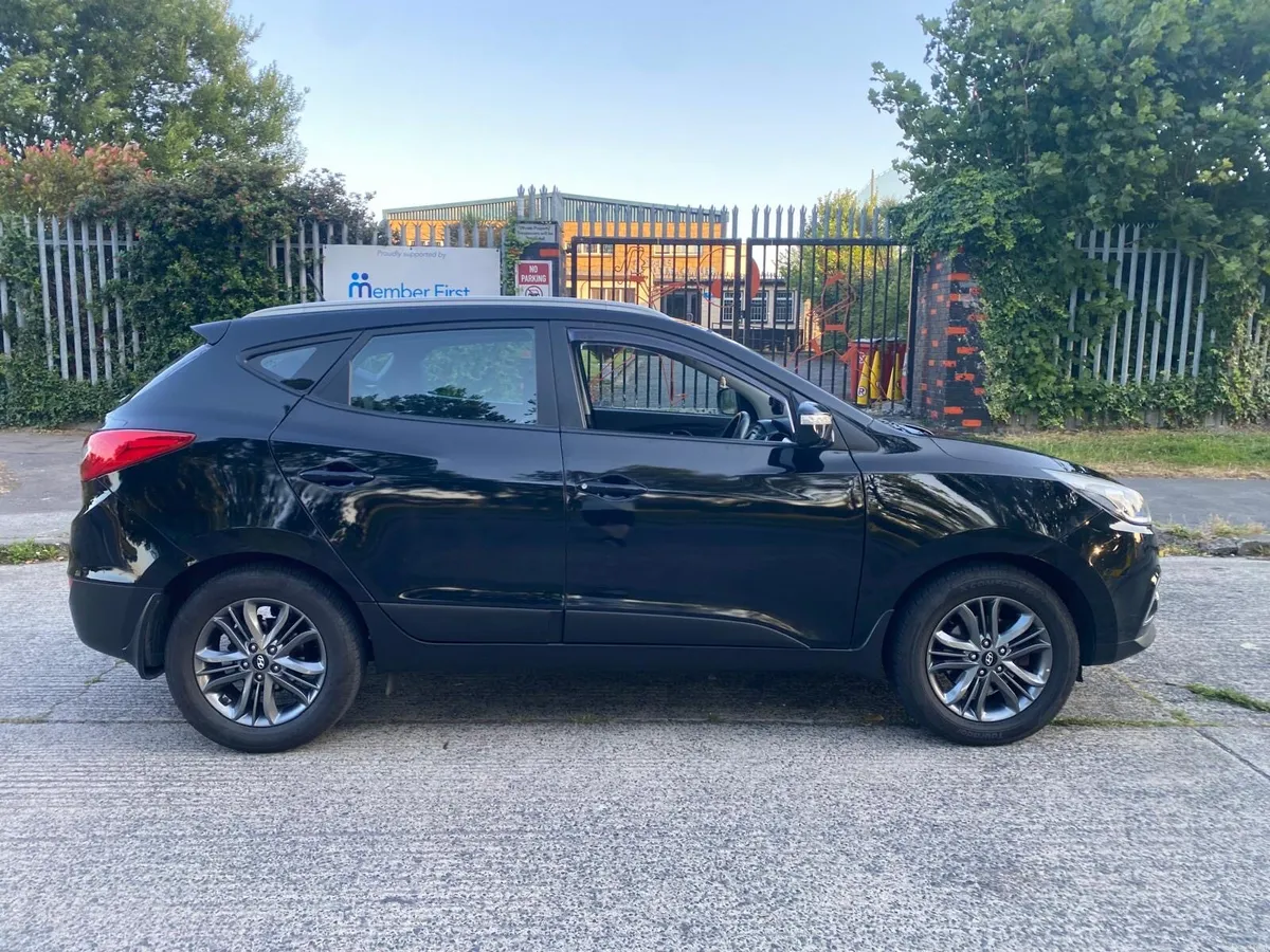 Car - Image 4