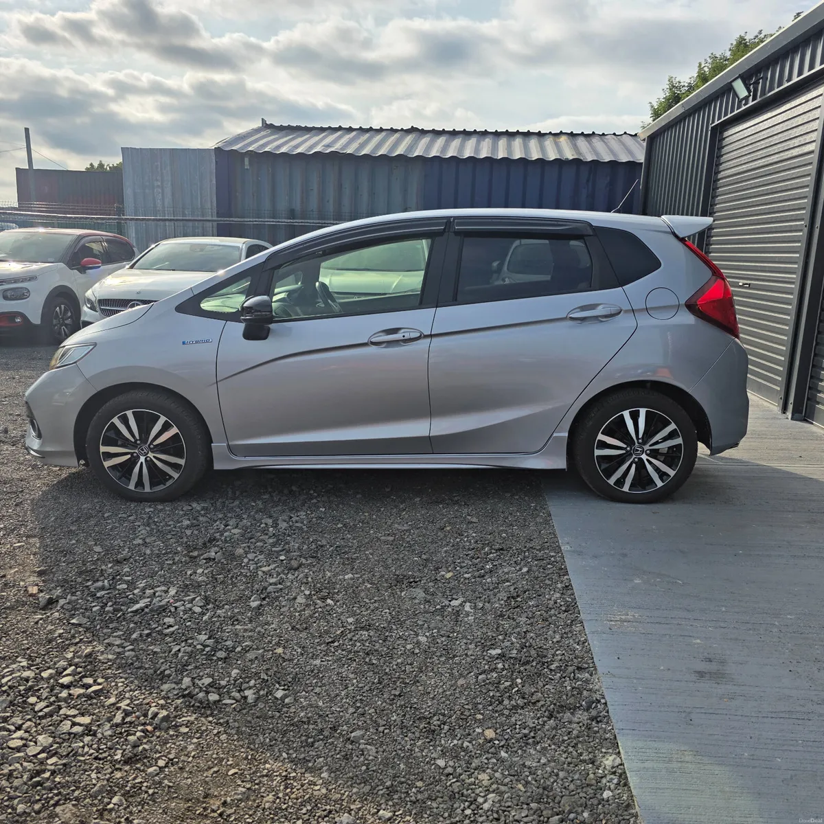 Honda Fit Hybrid S Automatic Low Miles Top Spec - Image 5