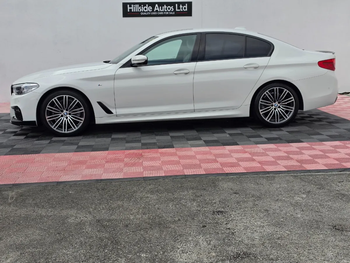 BMW 5-Series 523D M-SPORT 2.0 DIESEL X-DRIVE AUTOM - Image 5