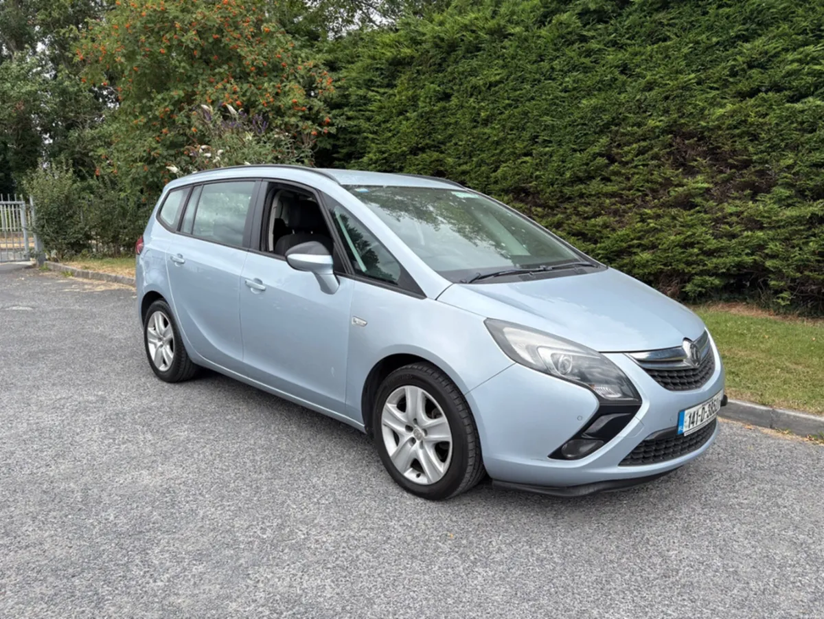 Vauxhall Zafira TOURER 1.6 CDTI ECOFLEX EXCLUSIVE - Image 1