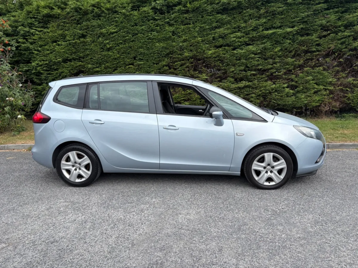 Vauxhall Zafira TOURER 1.6 CDTI ECOFLEX EXCLUSIVE - Image 4