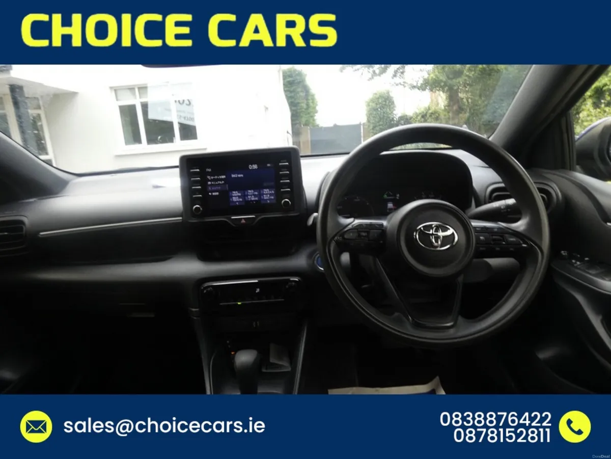 Toyota Yaris 1.5 AUTO HYBRID KEYLESS GO - Image 6