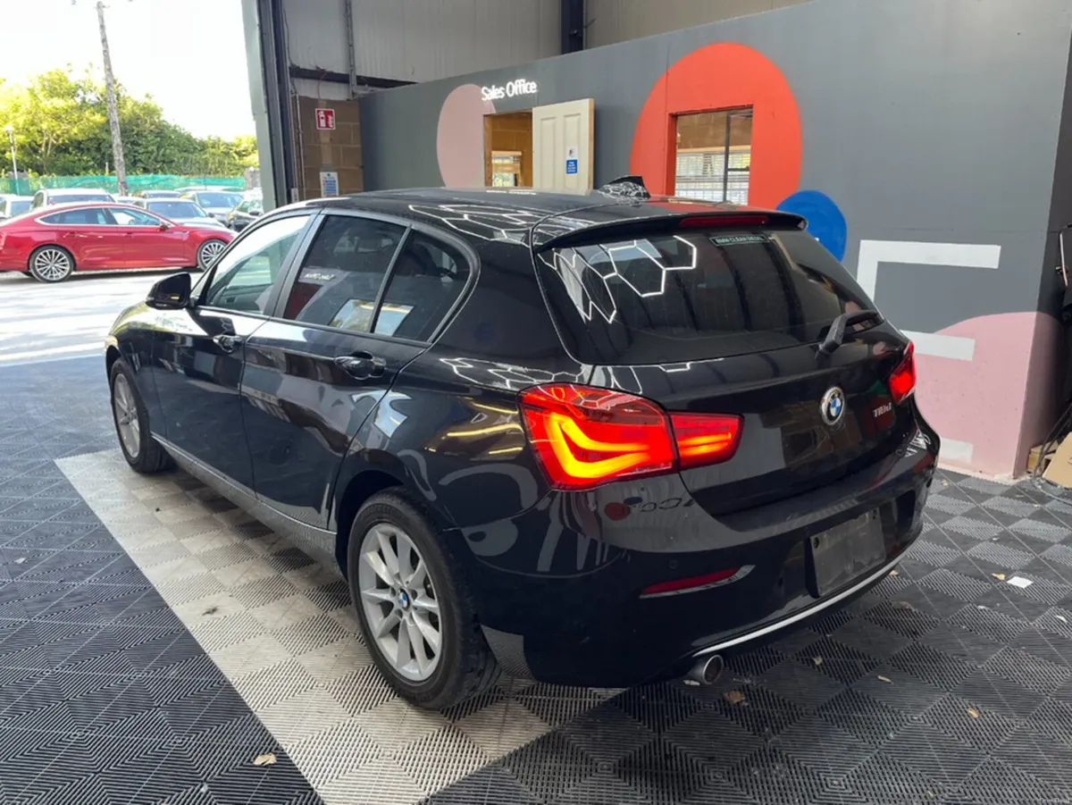 BMW 1-Series 2017 BMW 118D STYLE 2.0 AUTOMATIC / C - Image 4