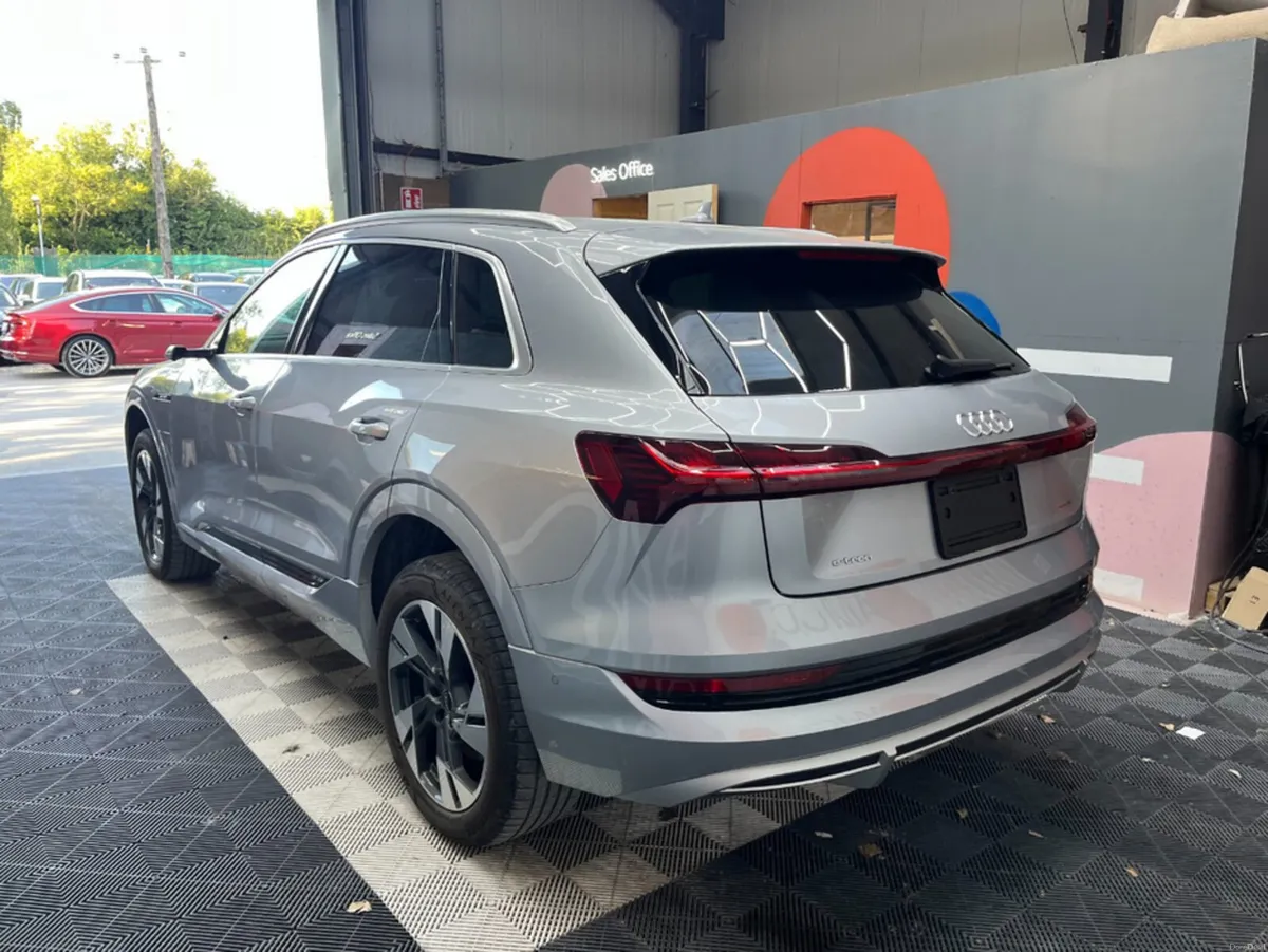 Audi e-tron 2021 AUDI E-TRON QUATTRO SLINE AUTOMAT - Image 4