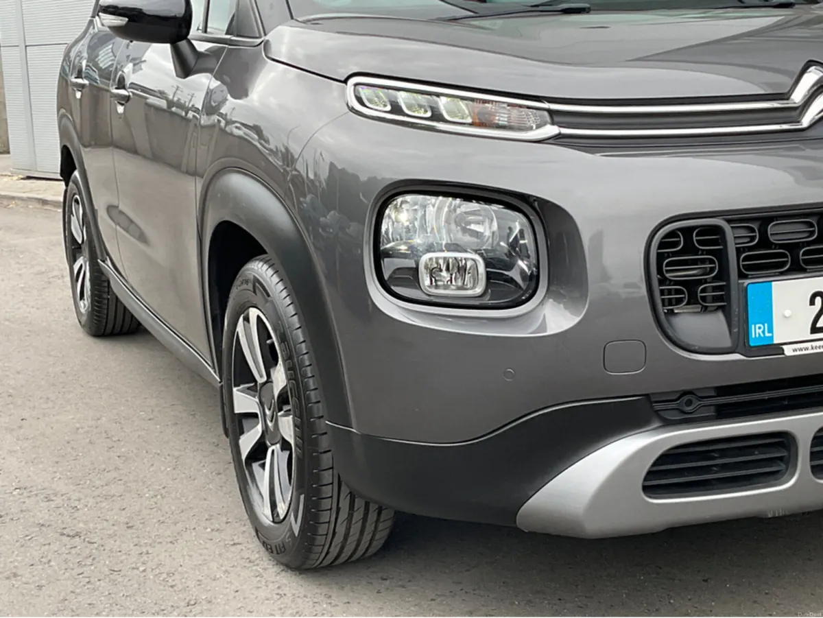 Citroen C3 Aircross FEEL 1.2 PURETECH 110 S&S 4DR - Image 2