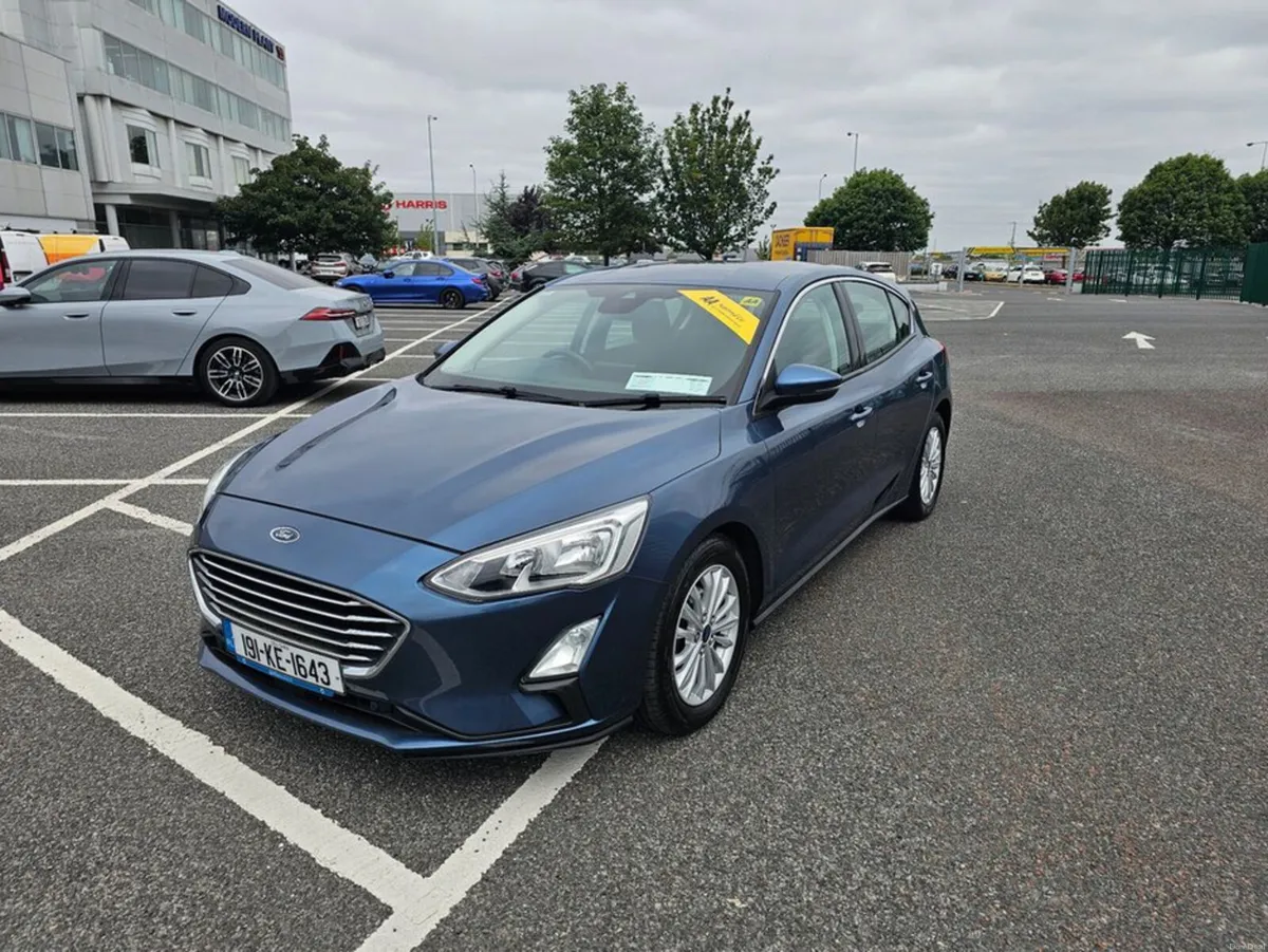 Ford Focus TITANIUM DIESEL, SERVICE HISTORY, 2 KEY - Image 4