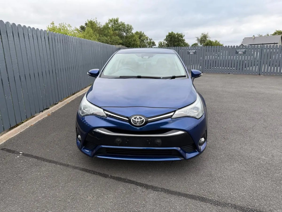 Toyota Avensis 2.0 D-4D BUSINESS EDITION OVERMOUNT - Image 2