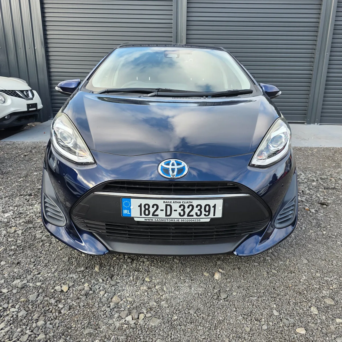 Toyota Aqua Hybrid Automatic 2018 Low Miles - Image 2