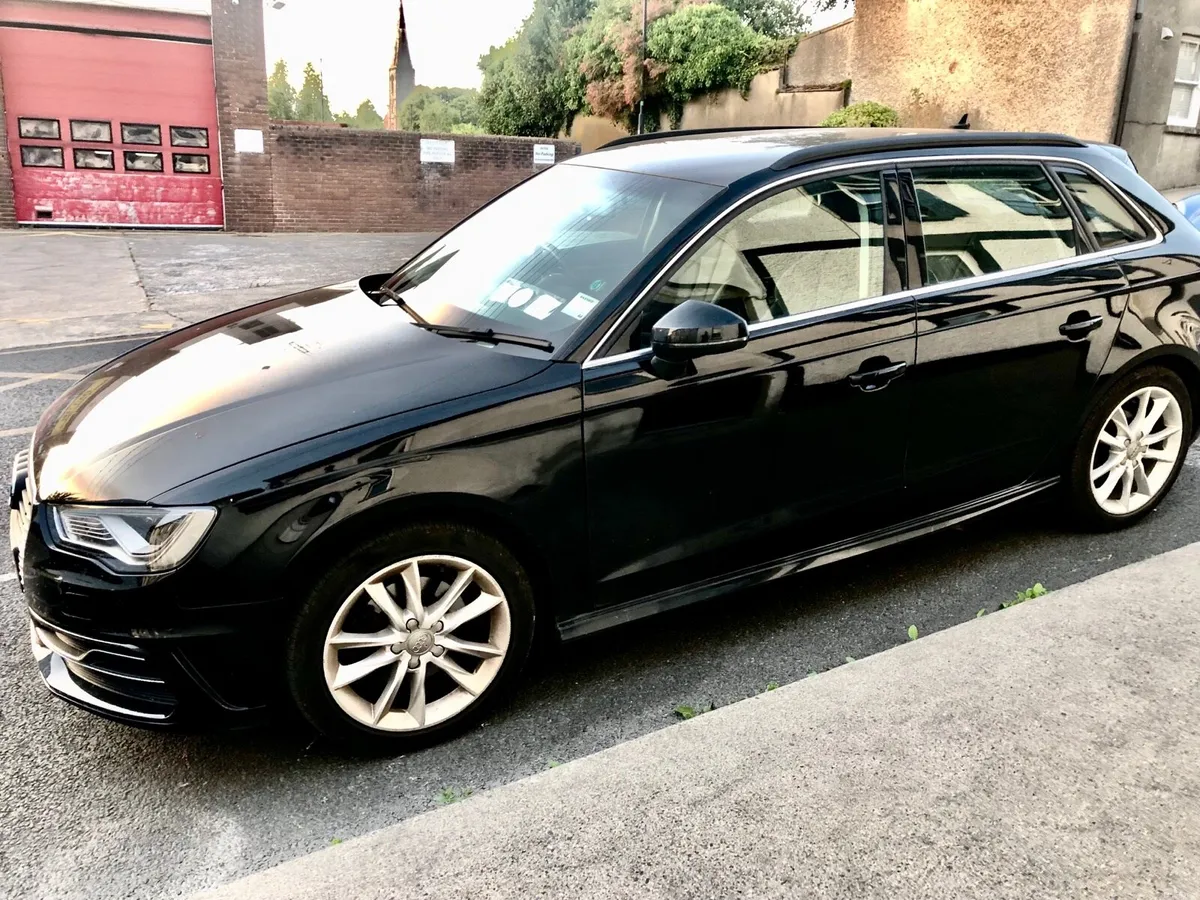 Audi A3 E-Tron - Image 3