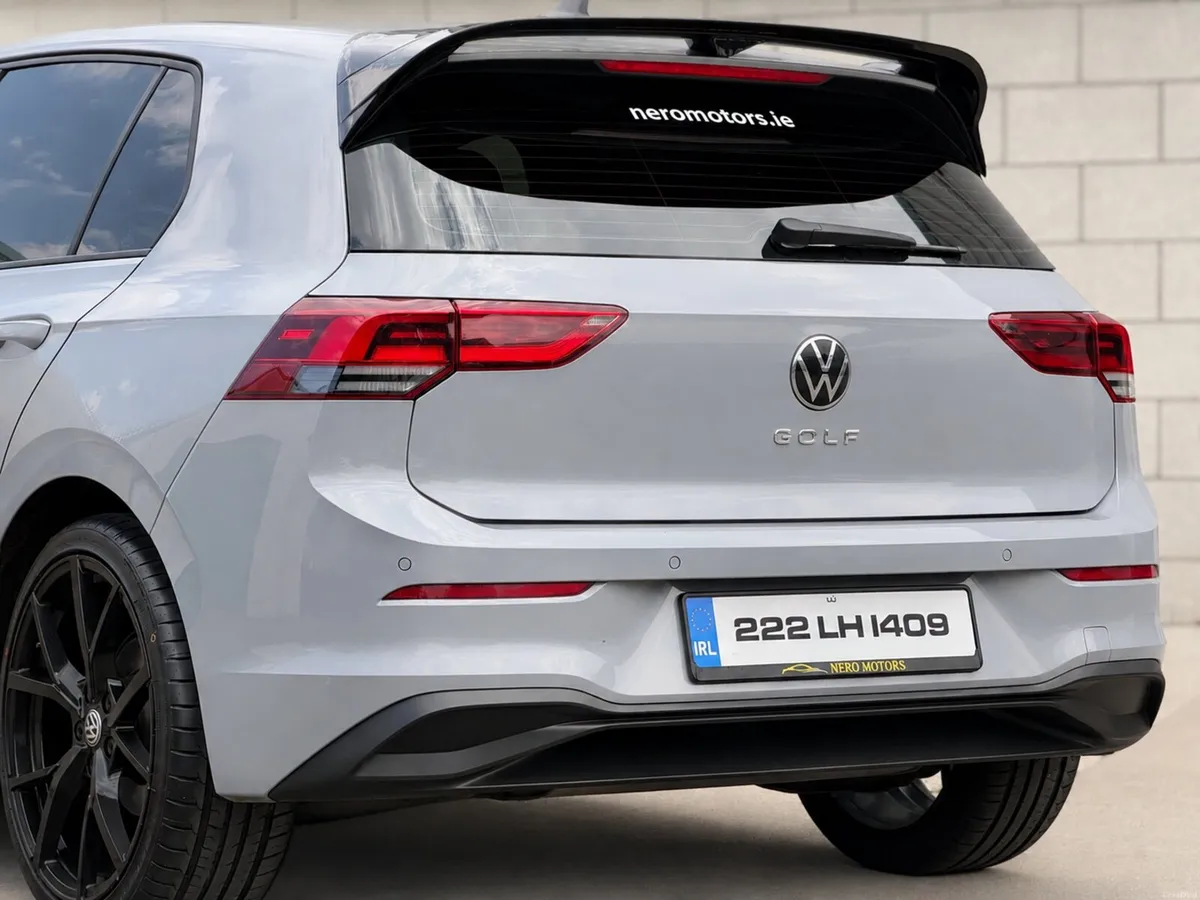 2022 Volkswagen Golf - Moonstone Grey - Image 5