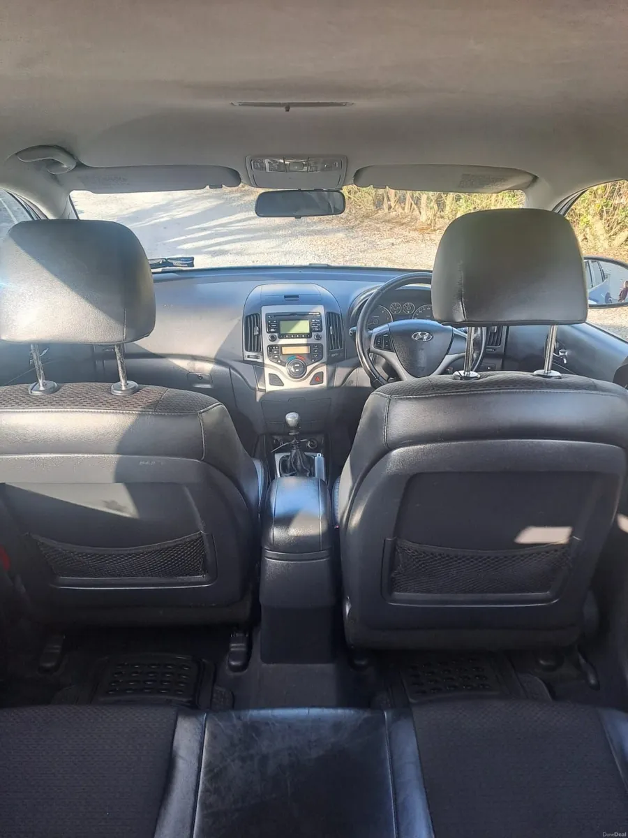 Hyundai i30 2010 - Image 3