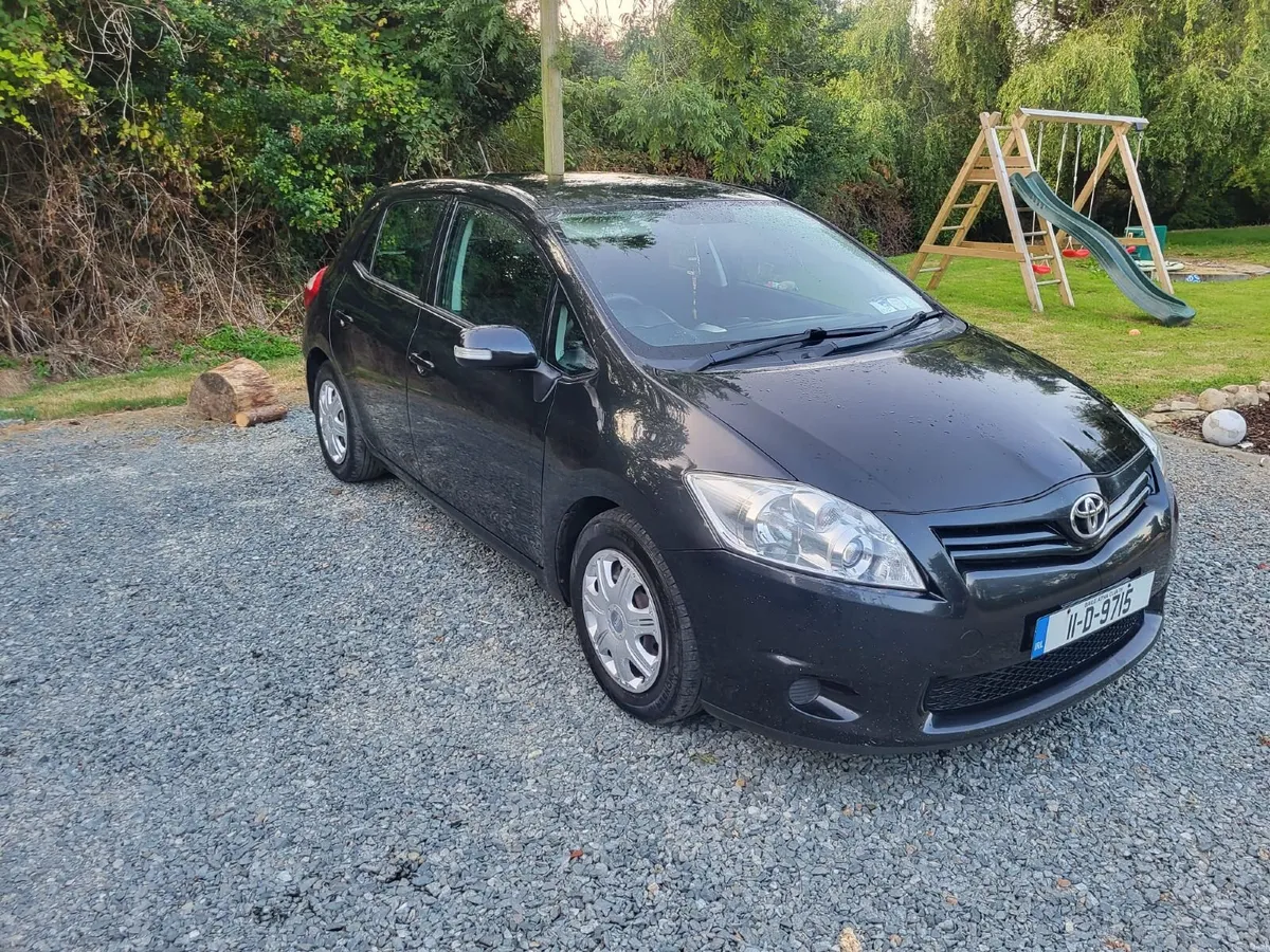 Toyota Auris 2011 - Image 3