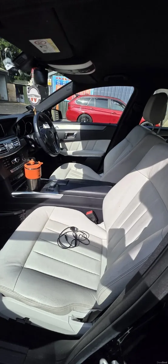 Mercedes-Benz E-Class 2013 - Image 1