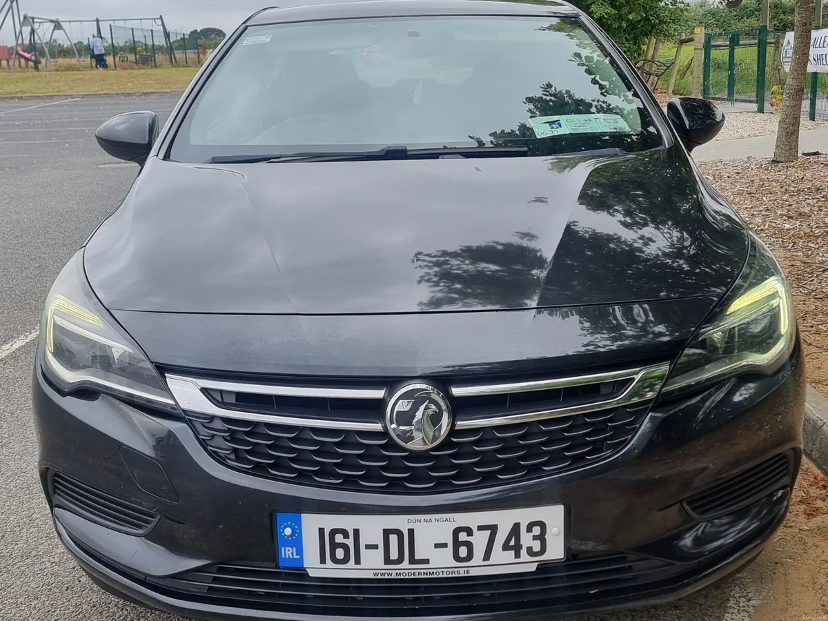 Vauxhall Astra 2016 diesel ⛽️ nct&tax €5999 - Image 5