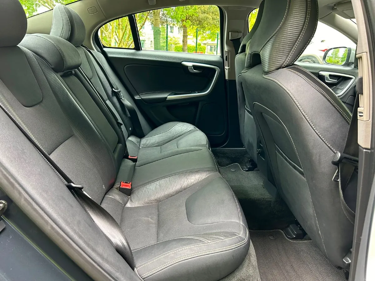 Volvo S60 2012 R- Line, full service history - Image 6