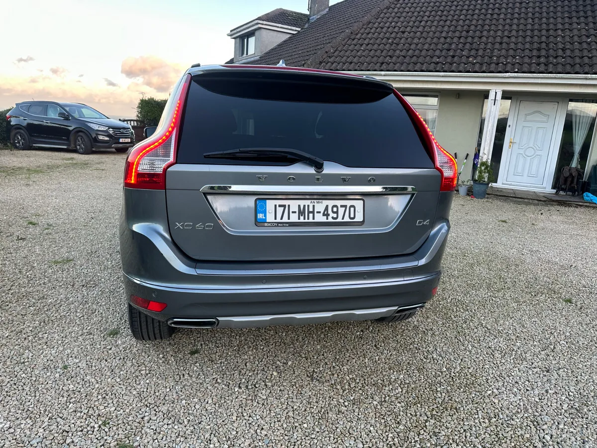 Volvo XC60 2.0 D SE 2017 Lovely Jeep - Image 6
