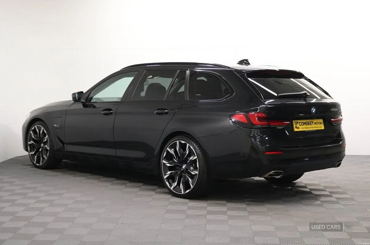 BMW 5-Series 530e SE - Image 5