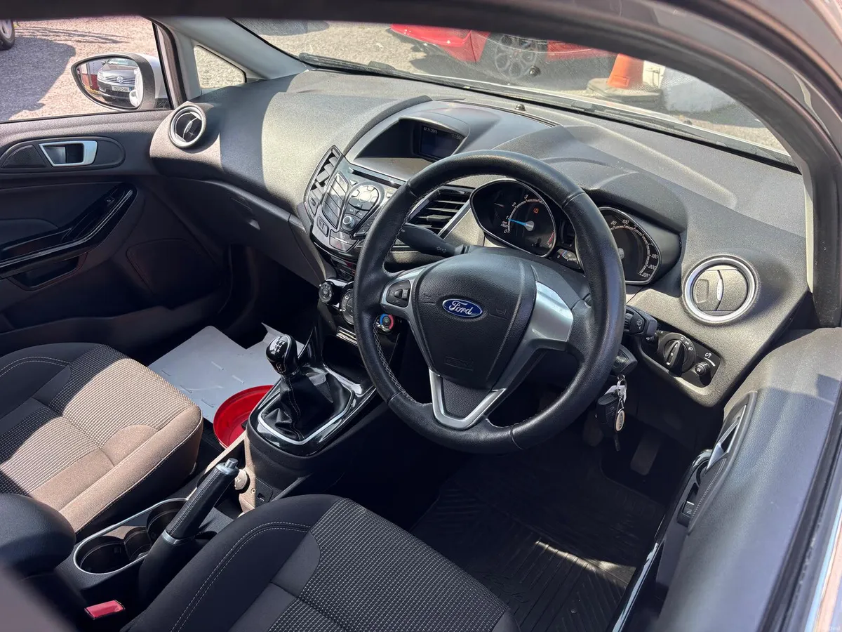 Ford Fiesta 2016 1.25  low  mileage  titanium - Image 5