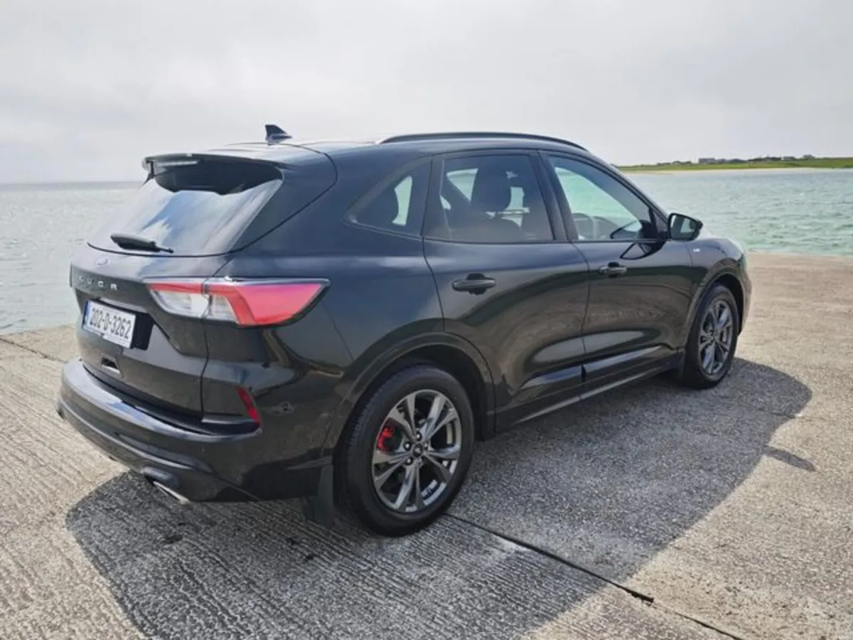 Ford Kuga St-line X 5D 1.5TD120 S6.2 M6 - Image 3