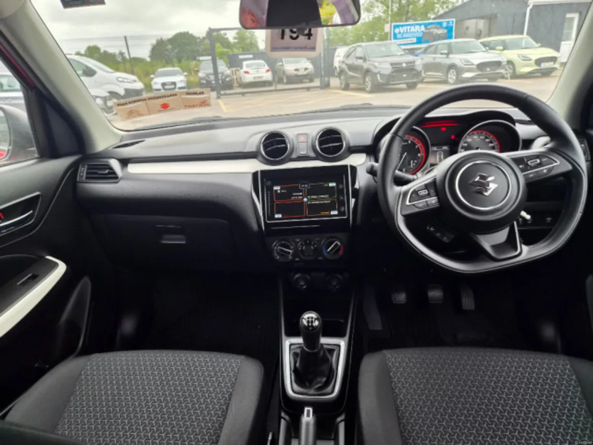 Suzuki Swift 1.2 Dualjet Hybrid Sz-l 5DR - Image 4