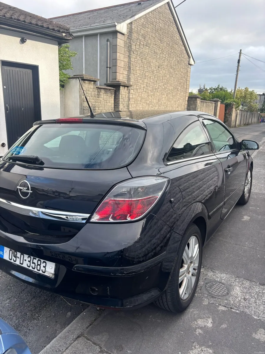 2009 Opel Astra Design (only 50K miles!) - Image 3