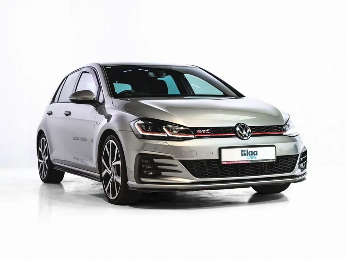 Volkswagen Golf 2.0TSI 5DR 220HP GTI - Image 3
