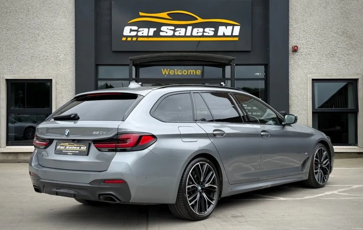 2.0 520d MHT M Sport Touring 5dr Diesel Hybrid Ste - Image 4