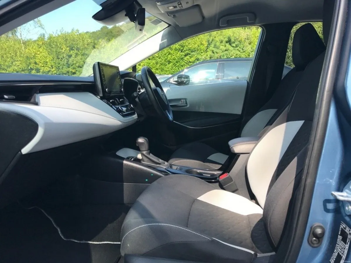 Toyota Corolla HYBRID SOL H/B - GRANDONS - Image 6