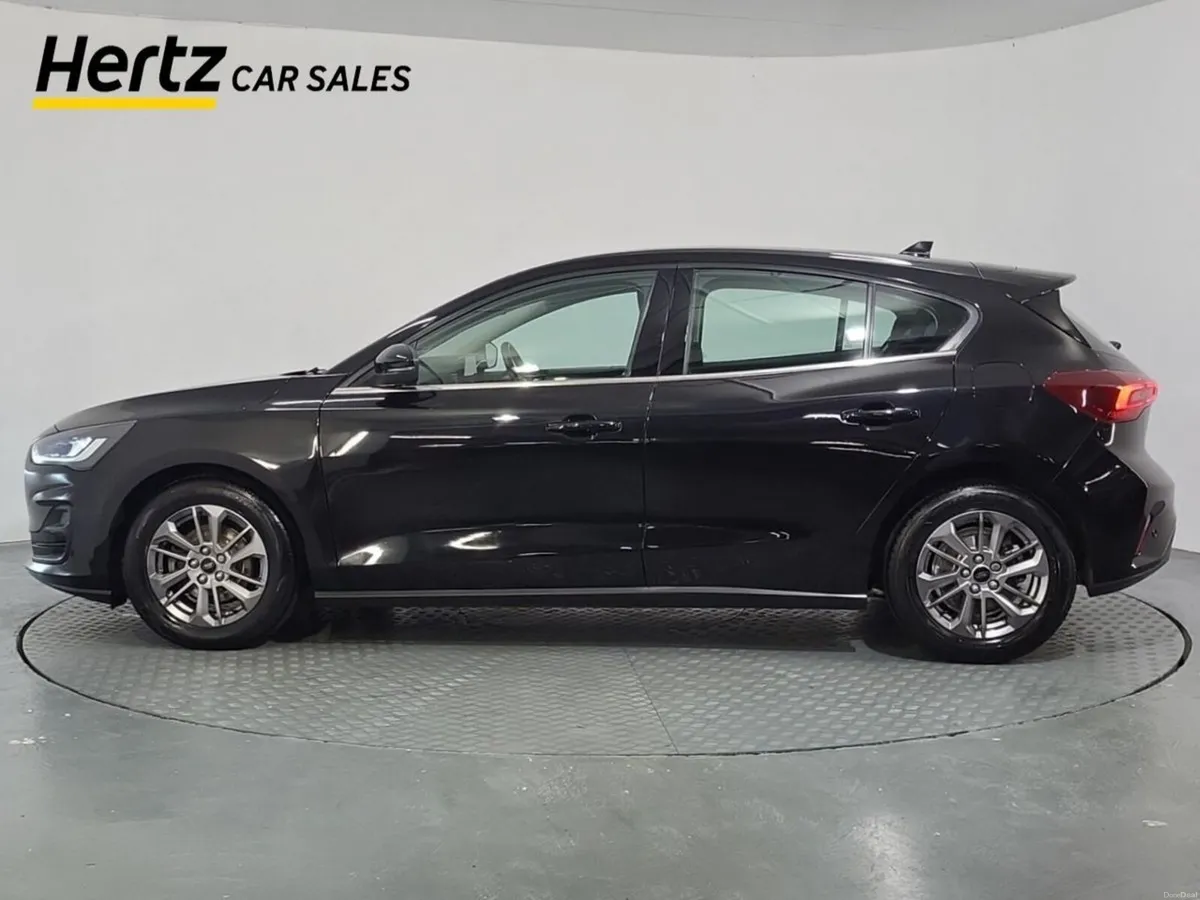 Ford Focus TITANIUM Petrol Manual - Image 4