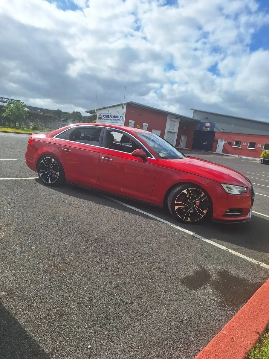 Audi A4 2017 - Image 2