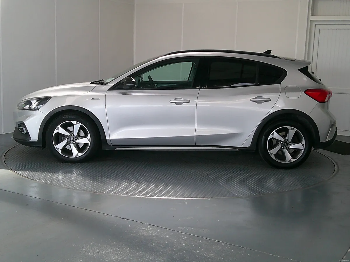 Ford Focus 2020 - Image 4