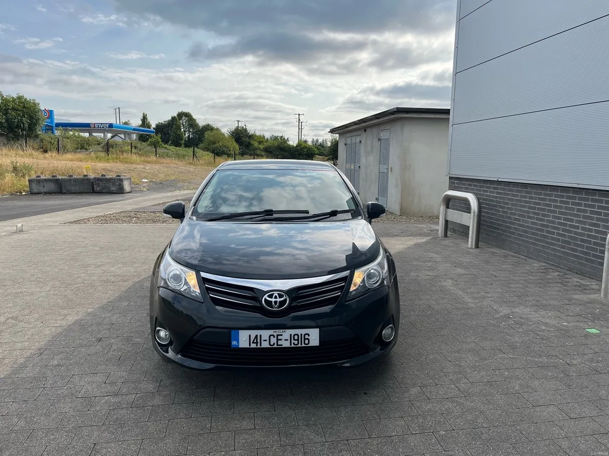 2014 Toyota avensis - Image 2