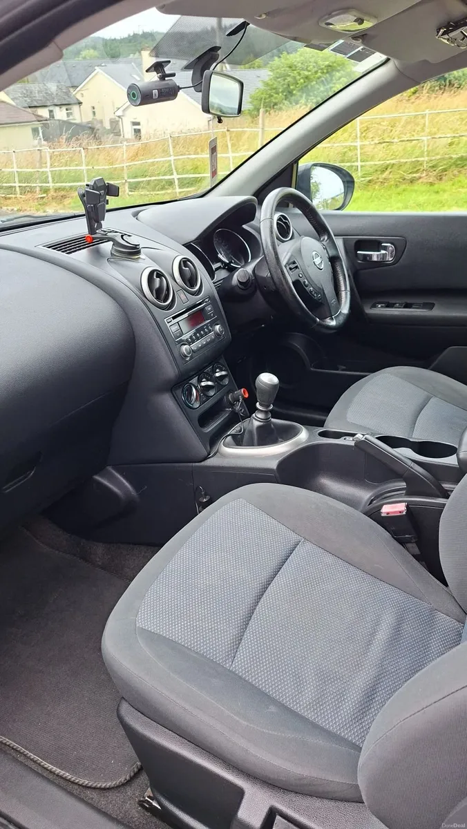 Nissan Qashqai 2012 - Image 2