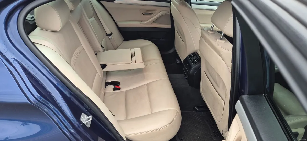 BMW 5-Series 2015 - Image 2